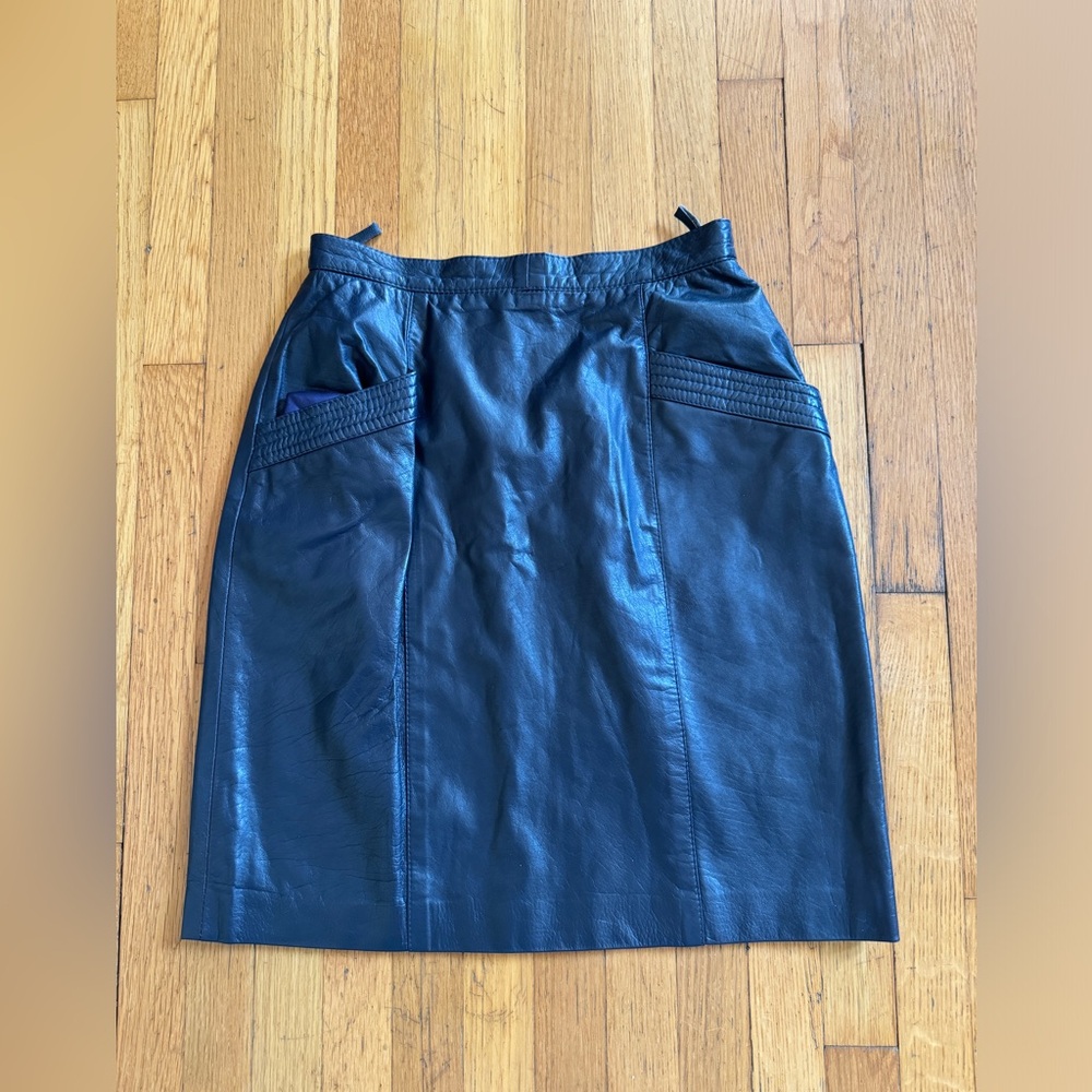 70s-80s Vintage Navy Blue Pierre Cardin Leather Skirt - Picture 2 of 11
